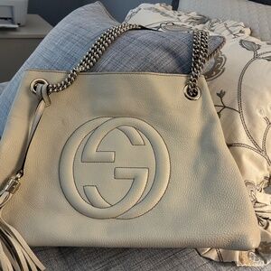 Gucci White Leather Soho Chain Tote